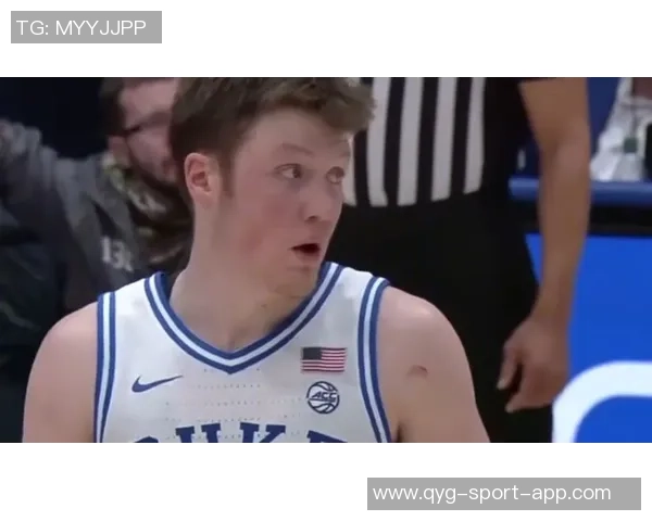 克尼佩尔表现惊艳4号秀16投7中斩获20分12篮板2助攻展现新秀风采